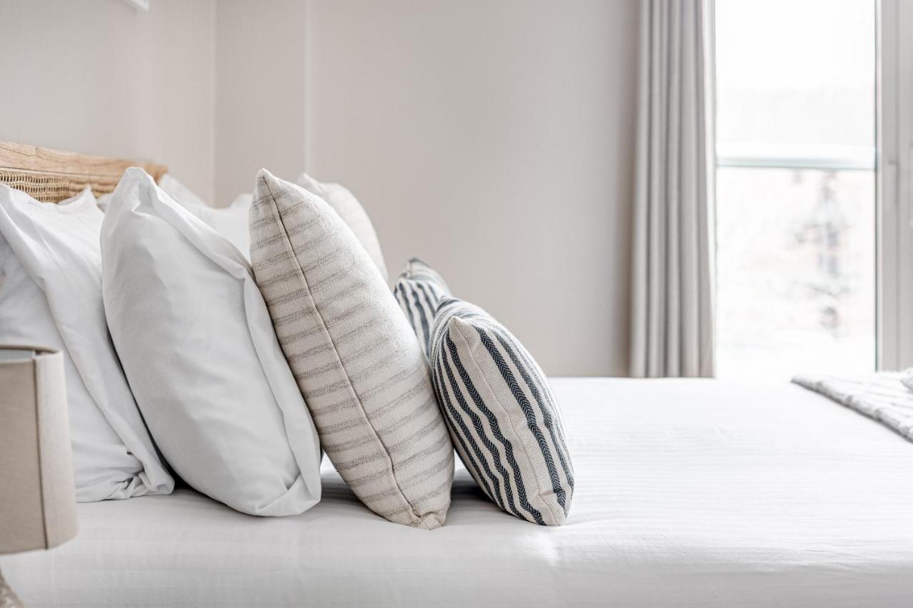 Charming 1 Bedroom Apt , Town Centre, Wifi, Free Parking By Tent Serviced Apartments Staines-upon-Thames Eksteriør billede